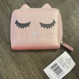 Adorable cat wallet. Never been used